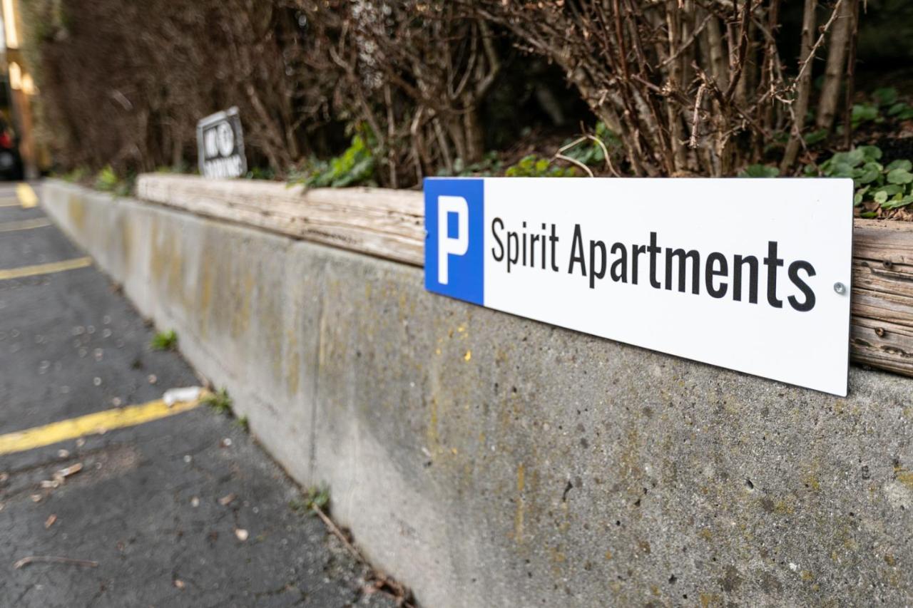 Spirit Apartments - Balkon Mit Seesicht - Parkplatz ブリエンツ エクステリア 写真